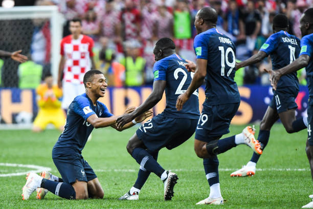 本球队横滨 本球队横滨